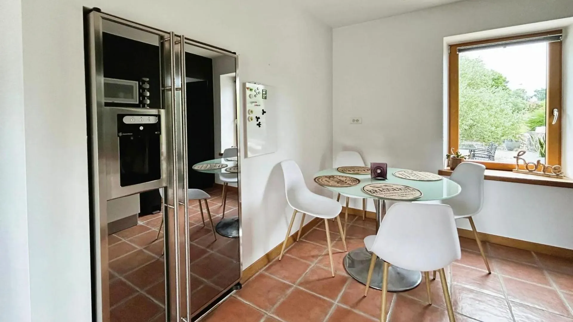 Maison Familiale Chaleureuse A Saint-Evarzec Avec Terrasse